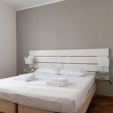 Apartment Youhosty - De Cristoforis12 Bis