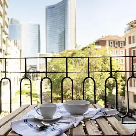 Youhosty - De Cristoforis12 Bis Apartment Milan